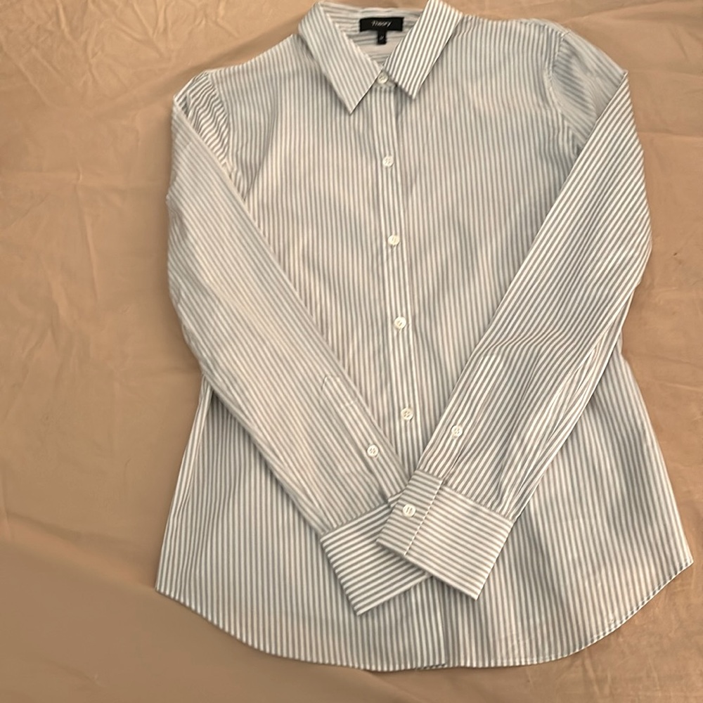 NWOT Theory Grey & White Striped Dress Shirt Size M